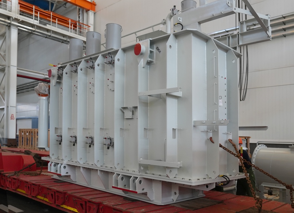 ERSO отгрузил трансформатор для крупного машиностроительного завода.JPG