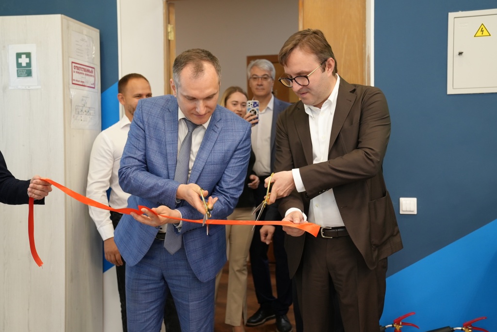 В УГНТУ открыли лабораторию ERSO.JPG