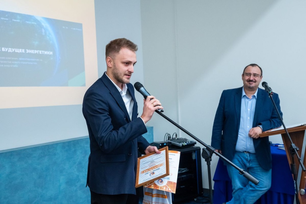 Холдинг ERSO стал лауреатом премии «Электросайт-2022».jpg